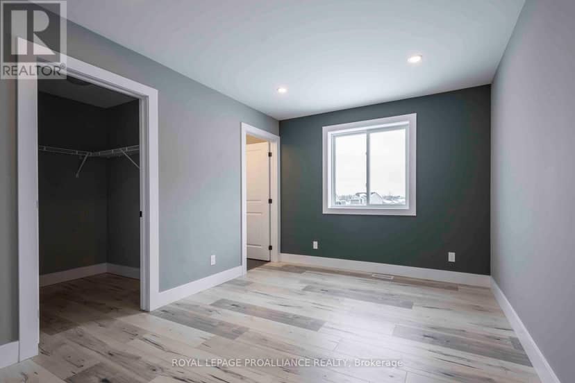 123 Farrington Crescent — photo 10 of 23