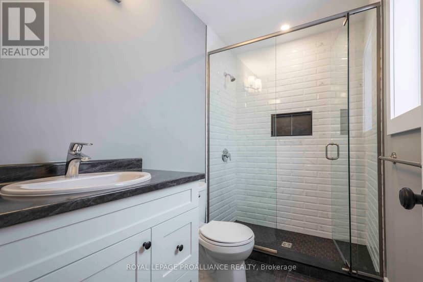 123 Farrington Crescent — photo 12 of 23