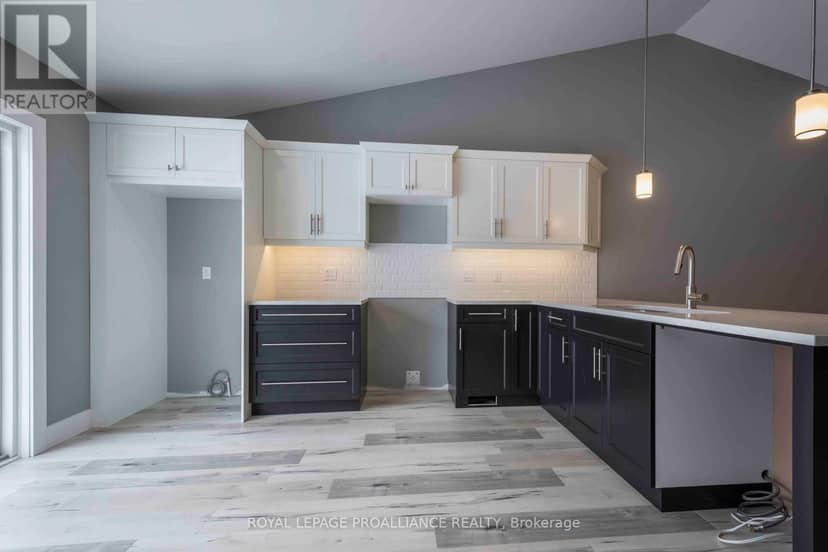 123 Farrington Crescent, Prince Edward County, photo 8