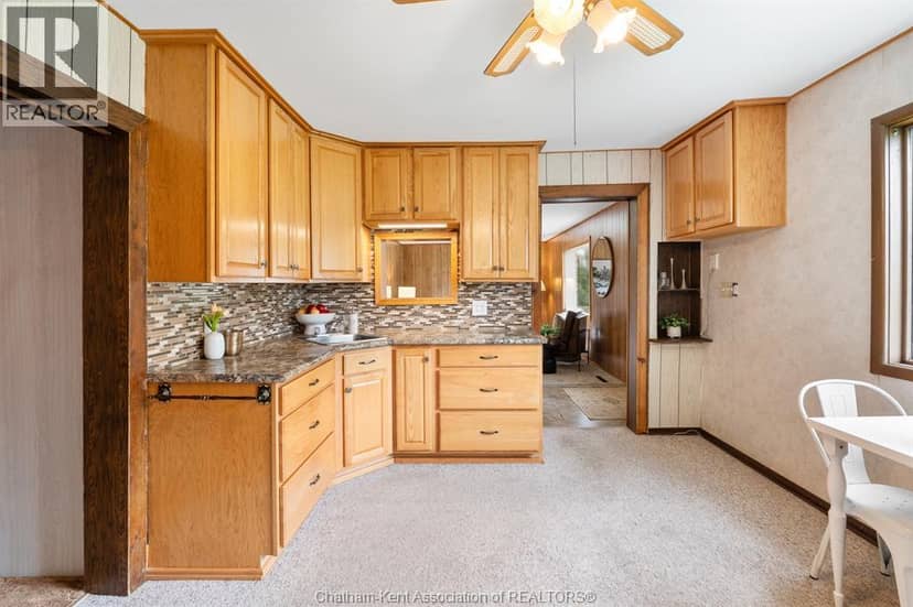 20725 Morris ROAD — photo 11 of 40