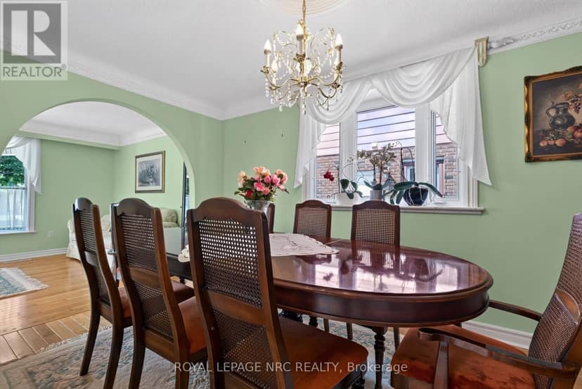 43 Brimley Crescent — photo 17 of 40