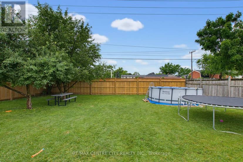 204 Burnside Drive — photo 40 of 40