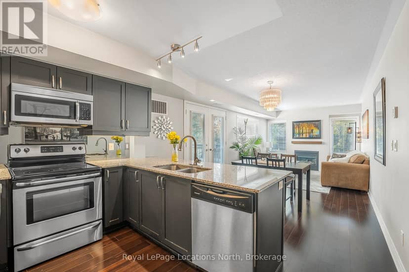201 - 4 Brandy Lane Drive, Collingwood, photo 6