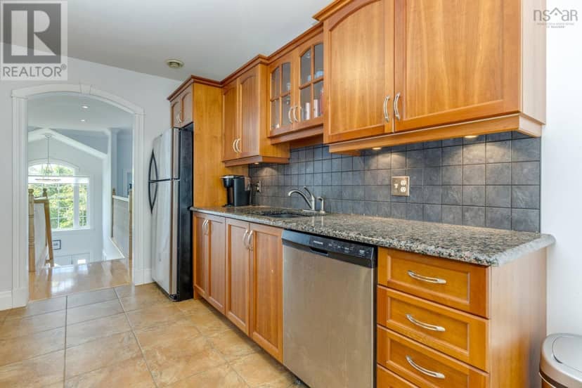 88 BellBrook Crescent — photo 12 of 40