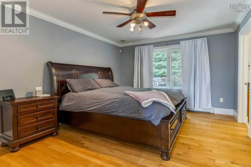 88 BellBrook Crescent — photo 18 of 40