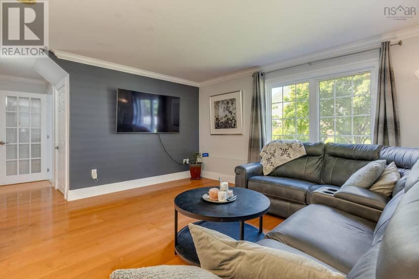 88 BellBrook Crescent — photo 29 of 40