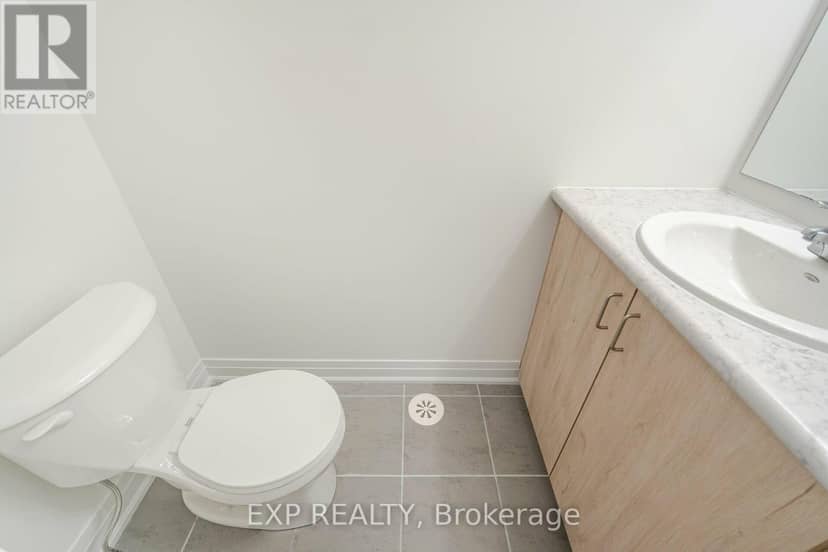 209 Wyndham Street — photo 19 of 34