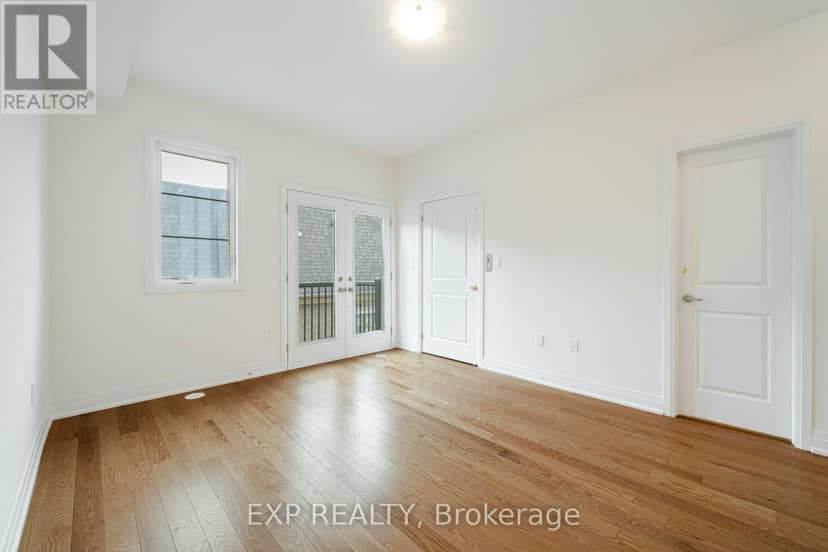 209 Wyndham Street — photo 20 of 34