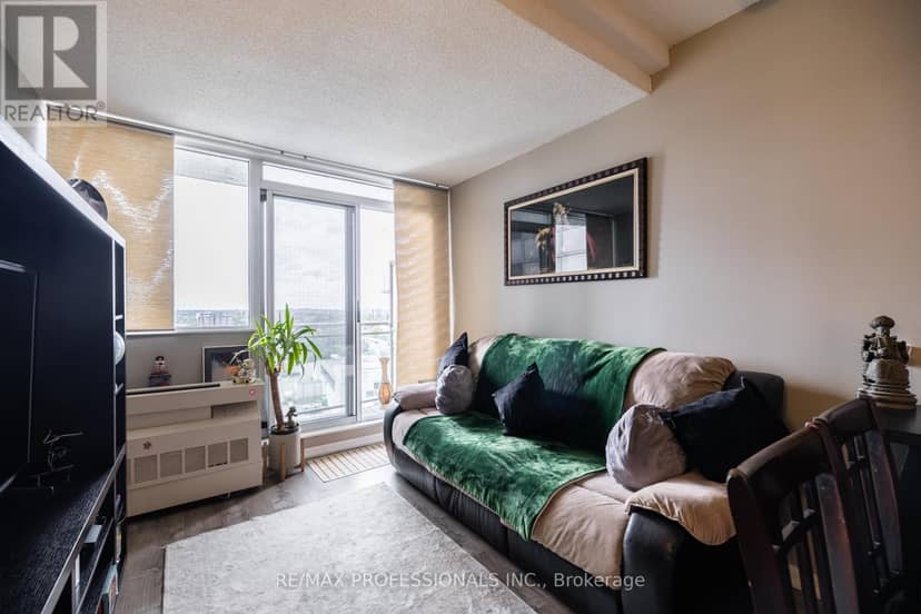 1019 - 1600 Keele Street — photo 10 of 36