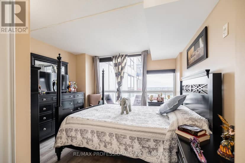 1019 - 1600 Keele Street — photo 13 of 36