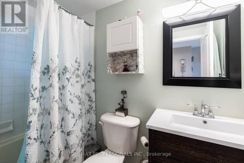 1019 - 1600 Keele Street — photo 14 of 36