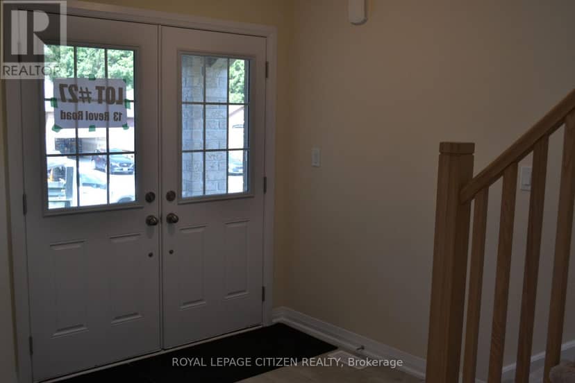 13 Revol Road — photo 11 of 14
