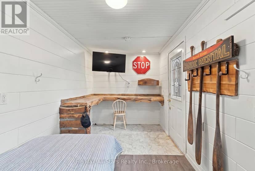 97 Cedarplank Road — photo 24 of 40