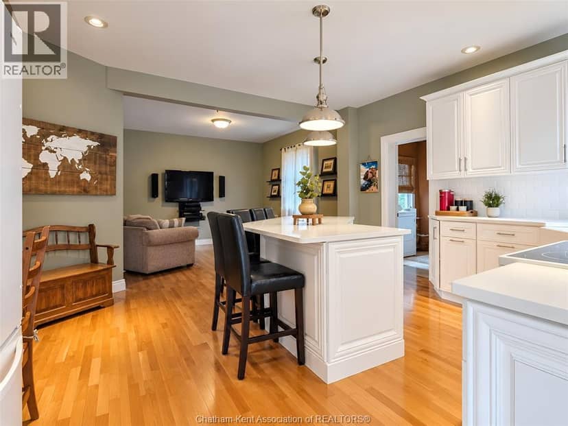 25139 St  Clair STREET — photo 21 of 40