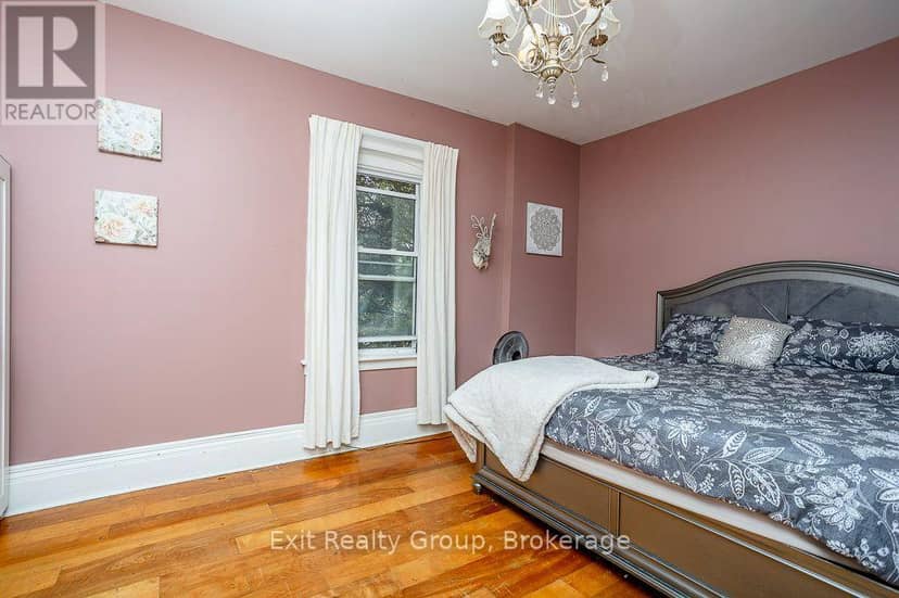 179 Edward Street — photo 33 of 40
