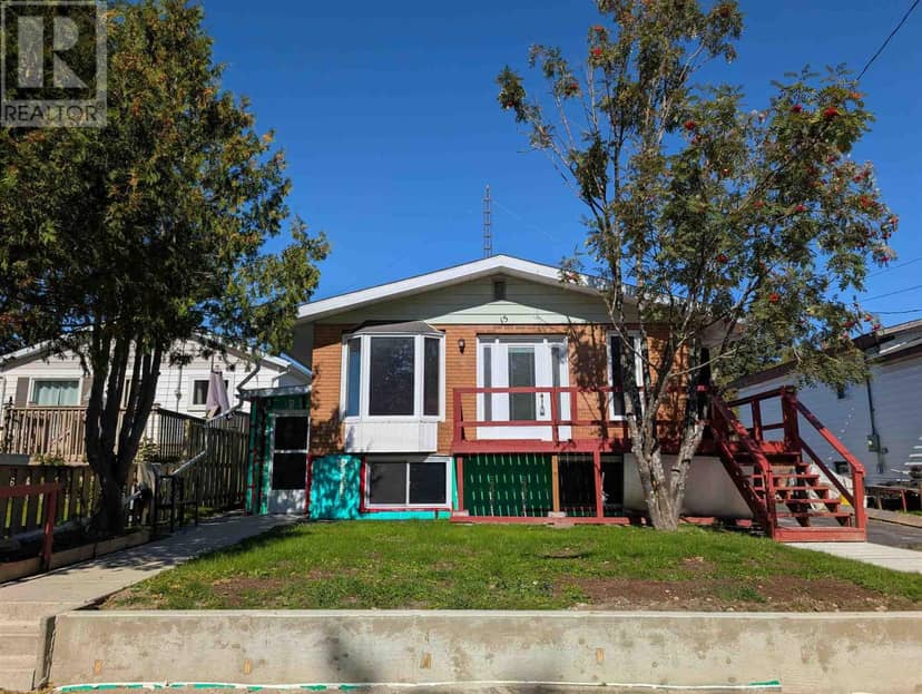 15 Magpie RD, Wawa