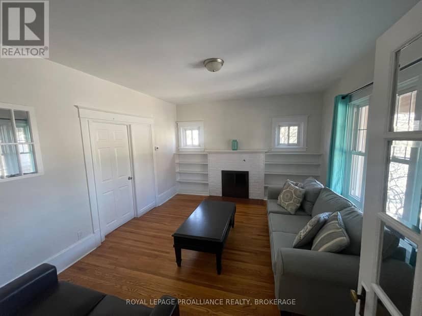260 Collingwood Street — photo 12 of 32