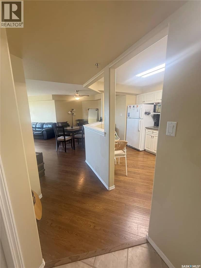 316 1850 Main STREET — photo 4 of 35