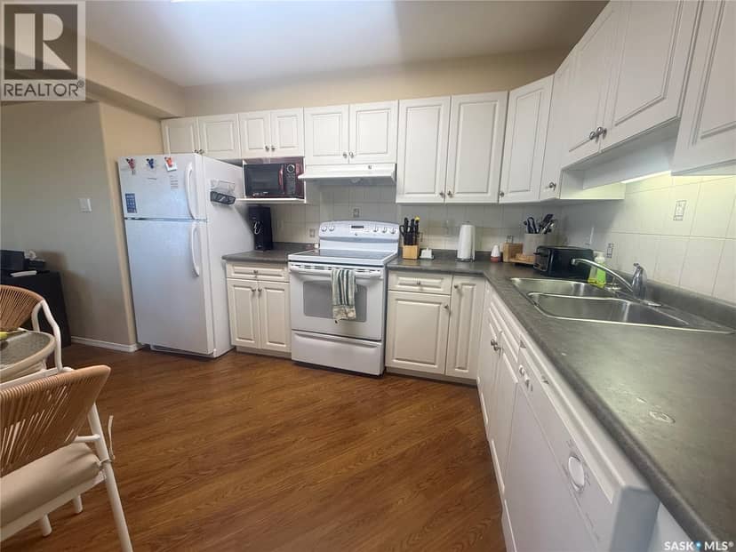 316 1850 Main STREET — photo 5 of 35