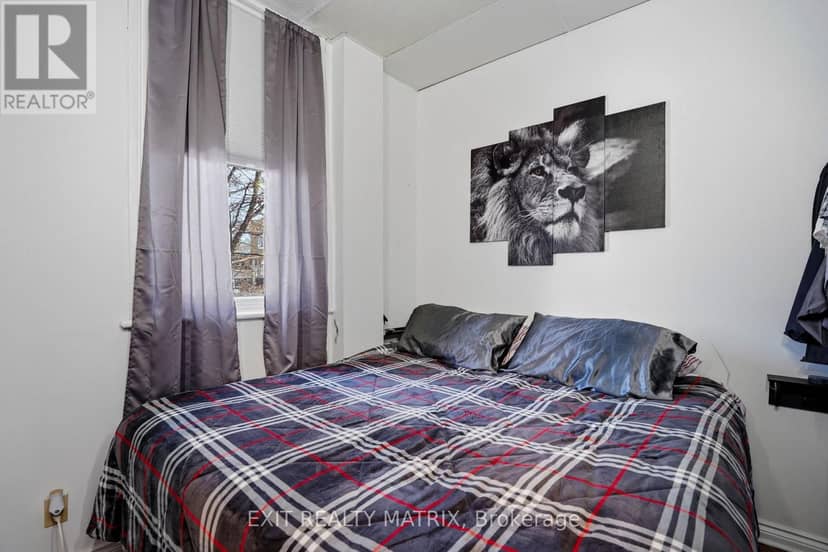 5505 Osgoode Main Street — photo 16 of 37