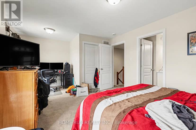 257 Dolce Crescent — photo 11 of 23