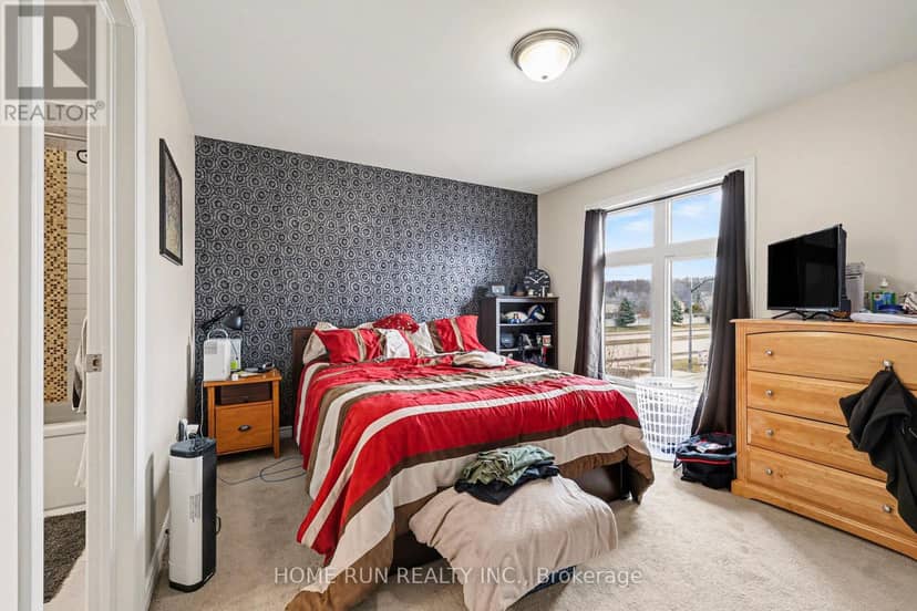 257 Dolce Crescent — photo 12 of 23