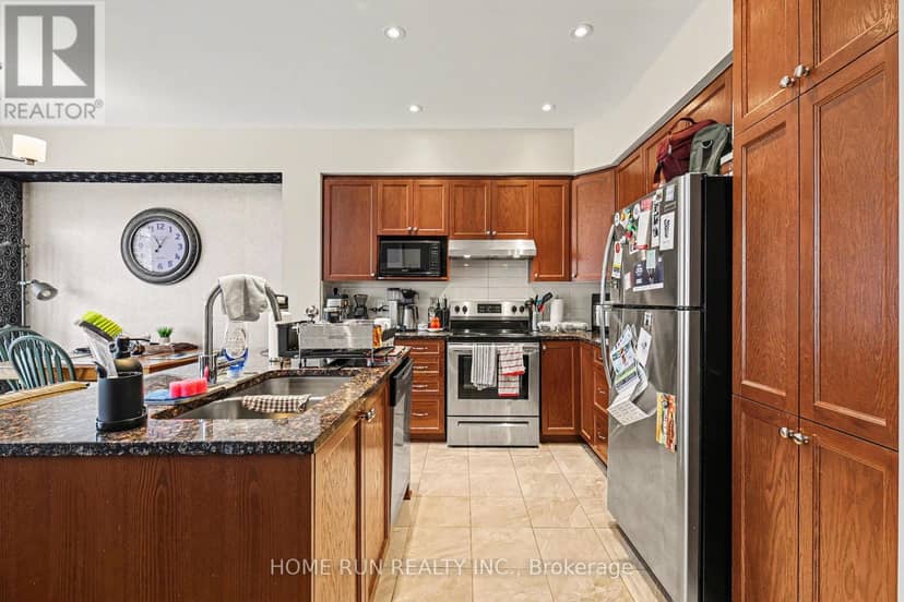 257 Dolce Crescent — photo 9 of 23