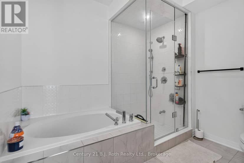 543 Hudson Crescent — photo 14 of 38