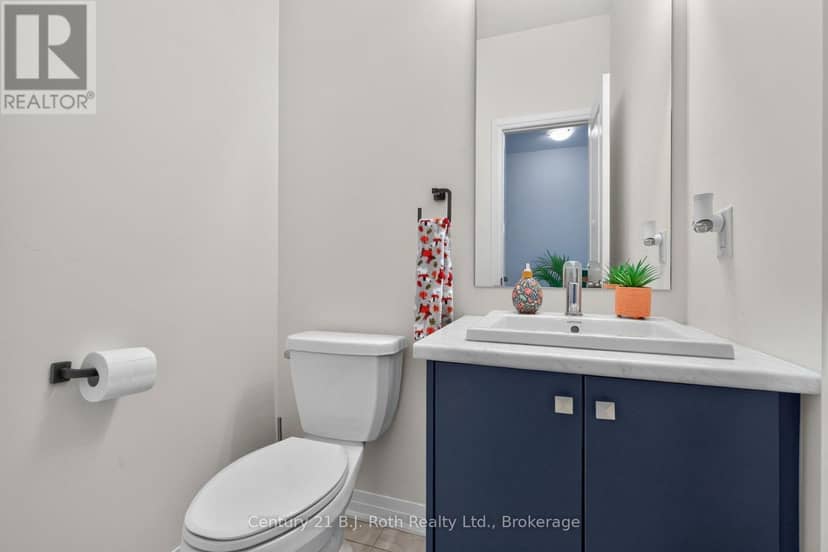 543 Hudson Crescent — photo 17 of 38