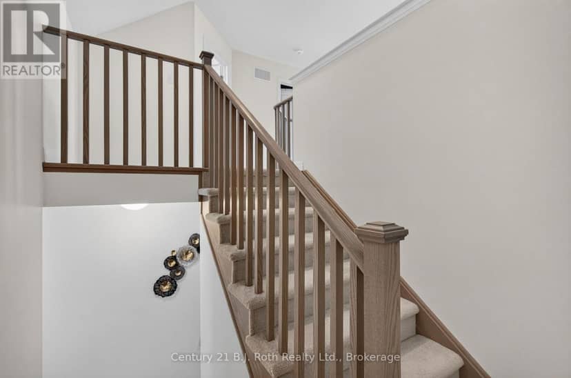543 Hudson Crescent — photo 19 of 38