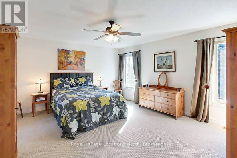 61 Marina Crescent — photo 15 of 33