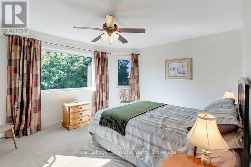 61 Marina Crescent — photo 18 of 33