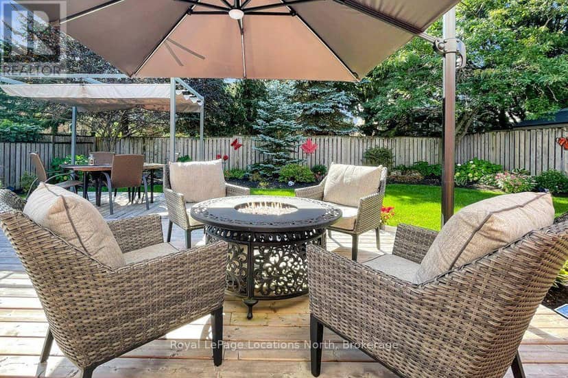61 Marina Crescent — photo 30 of 33