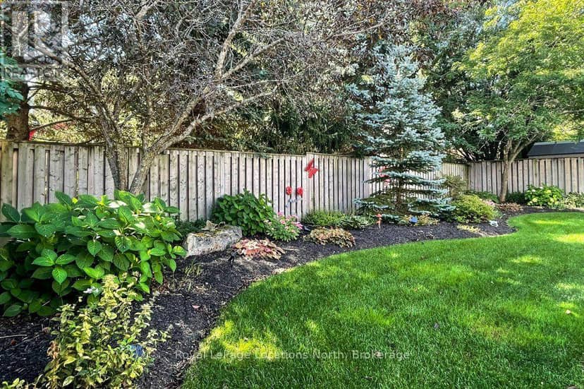 61 Marina Crescent — photo 31 of 33