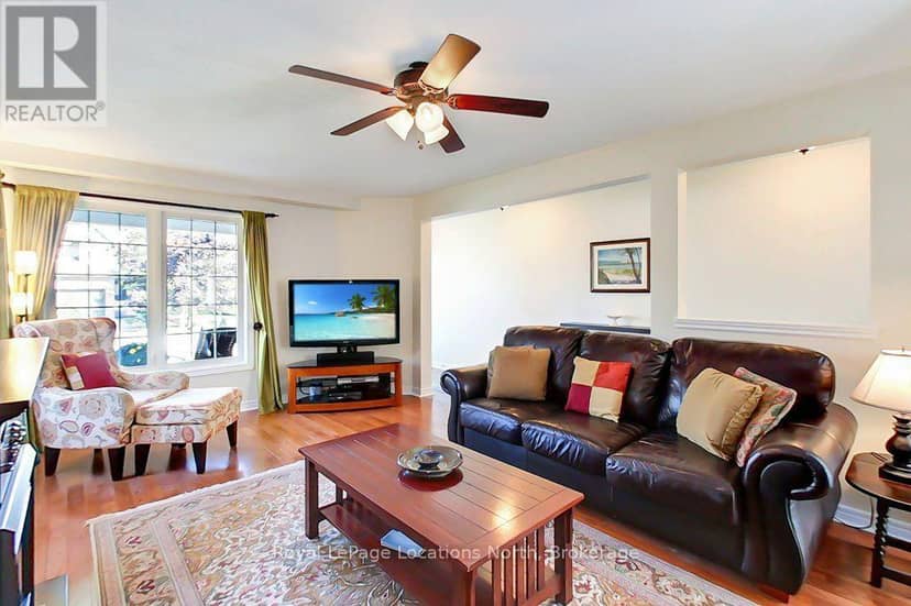 61 Marina Crescent — photo 7 of 33