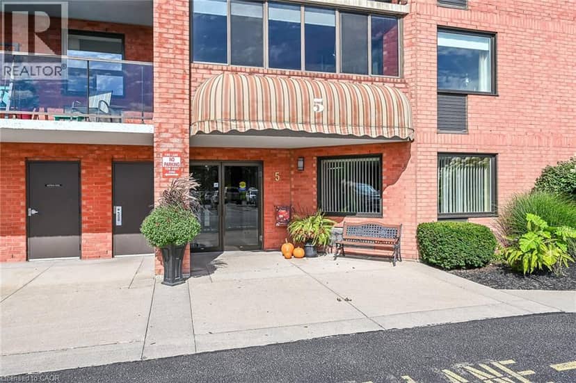 5 MILL POND Court Unit# 202, Simcoe, photo 3
