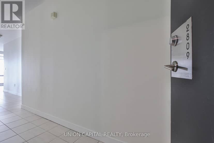 2809 - 11 Brunel Court — photo 4 of 34
