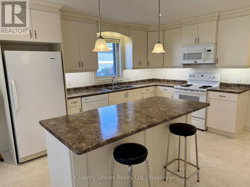 806 Arlington Street — photo 20 of 40