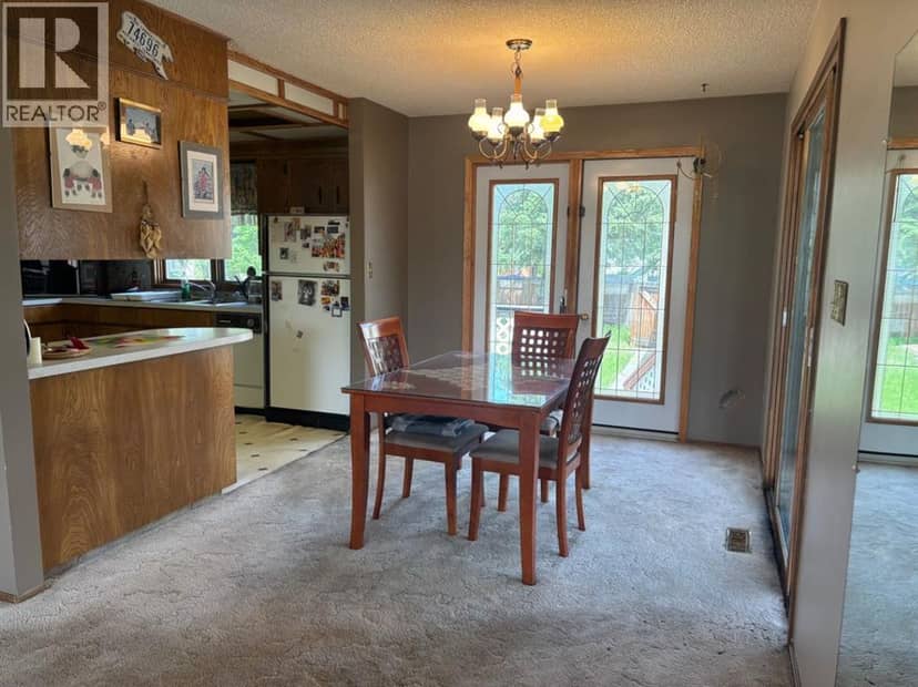 4716 55 Avenue, Provost, photo 2
