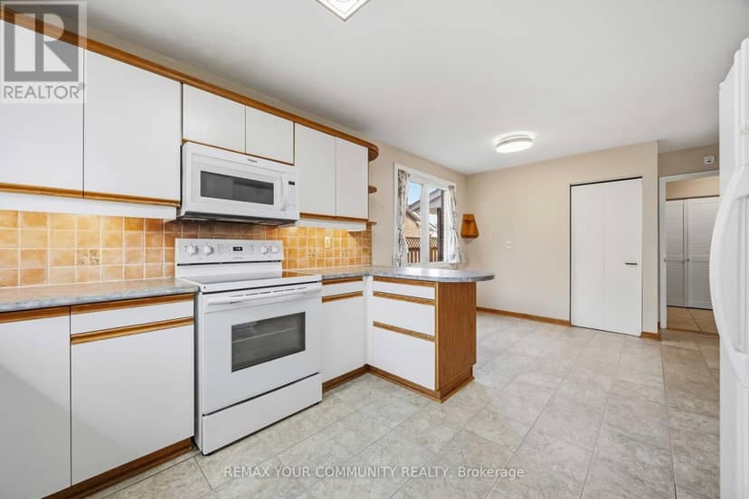 588 Huntingwood Drive — photo 20 of 40