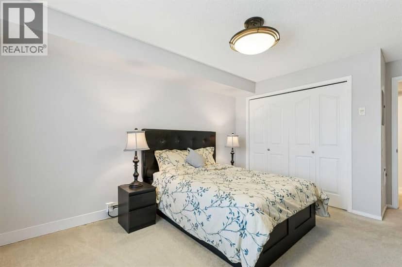 4210, 60 Panatella Street NW — photo 17 of 22