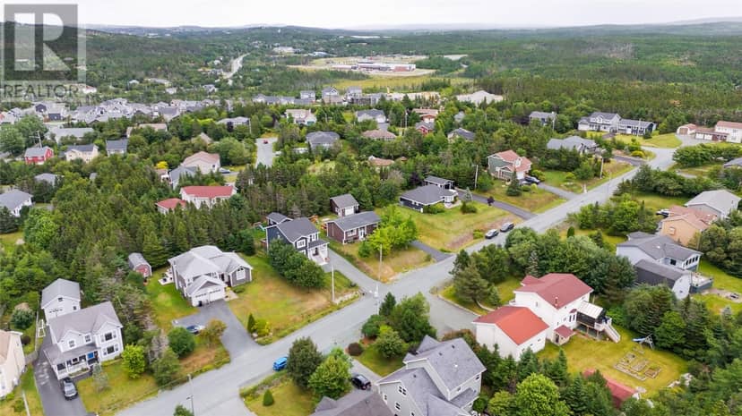 33 Ursula Crescent, Portugal Cove-St. Philips, photo 3