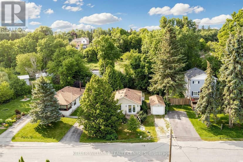 9 Maple Grove Street, Whitchurch-Stouffville, photo 2