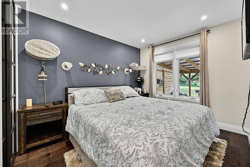 25 Glengrove Avenue — photo 18 of 40