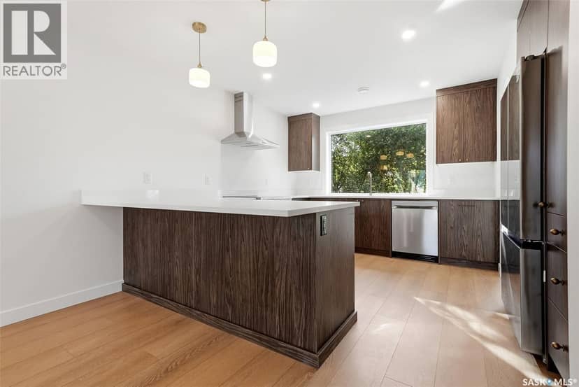 1324 Empress STREET — photo 9 of 40