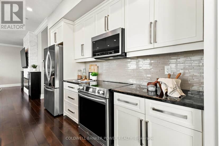 1305 - 240 Villagewalk Boulevard — photo 16 of 40