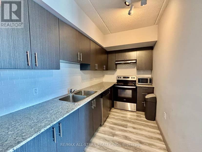 507 - 275 Larch Street — photo 6 of 14