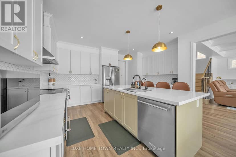 136 Harpin Way E — photo 17 of 40