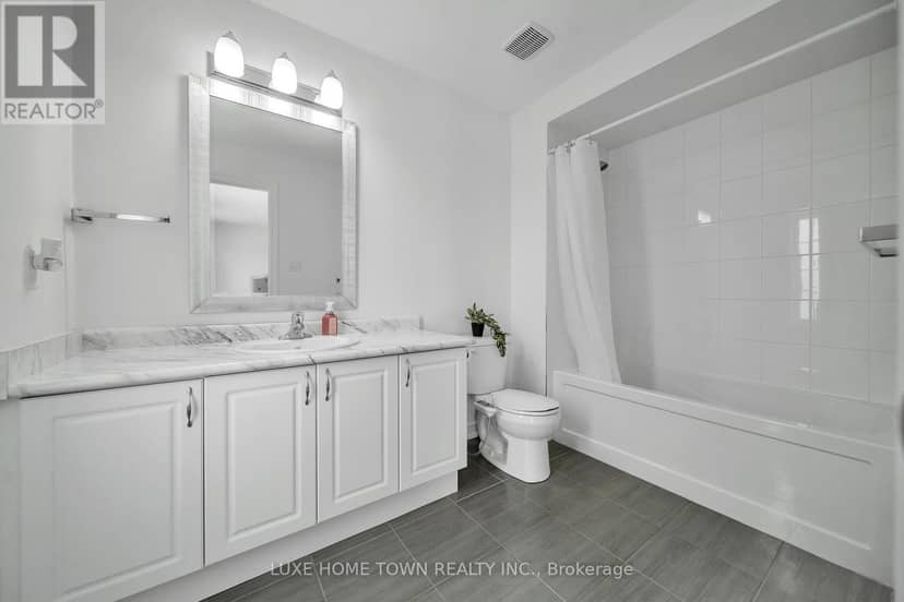 136 Harpin Way E — photo 34 of 40