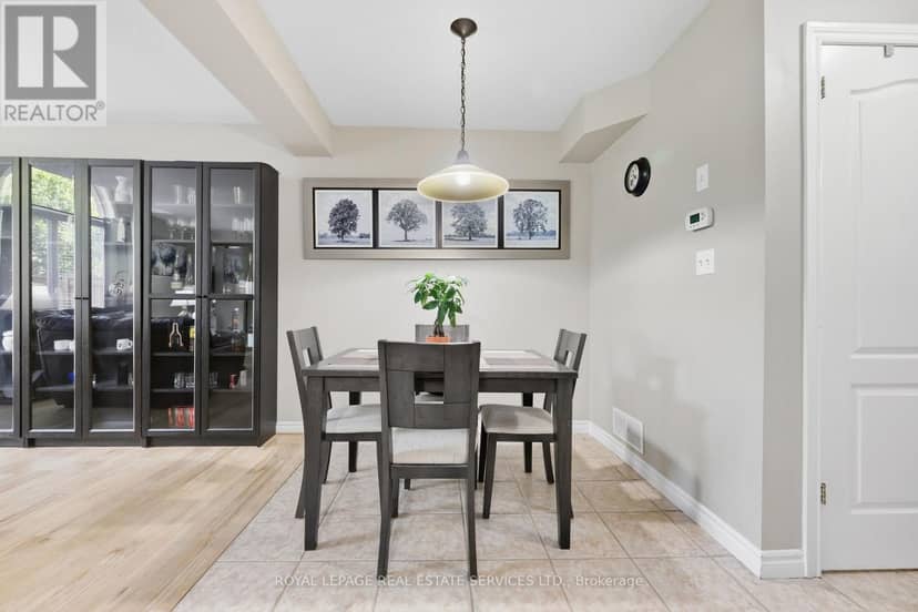 3 - 165 Terraview Crescent — photo 12 of 32